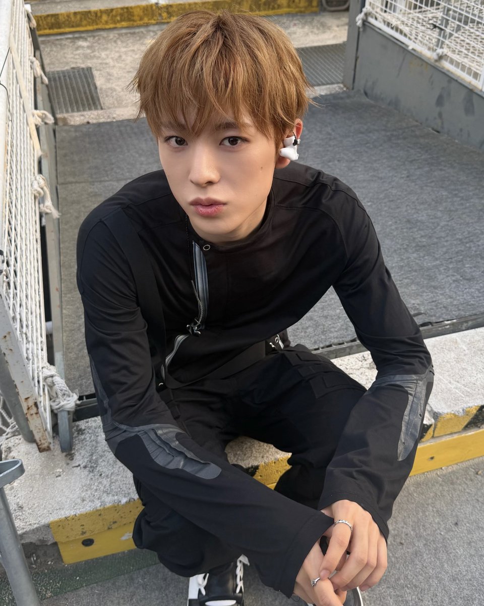 ofkim_official's tweet photo. OFKIM ON — NCTWISH
유우시님 착용💍

▫️Queen Coin Cubic Ring

🔗 KR | https://t.co/i7OCd8ZIFE
🌐 GLOBAL | https://t.co/G3DyttOIPP

#엔시티위시 #NCTWISH
#YUSHI #유우시 #ユウシ https://t.co/G66CVeOJ8e