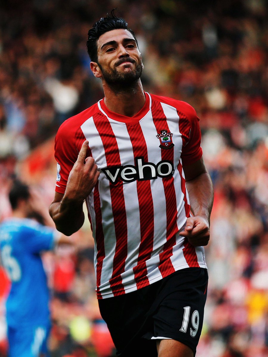 vsrsus's tweet photo. Woke up thinking about Graziano Pellè. https://t.co/LUqSXVY0xH