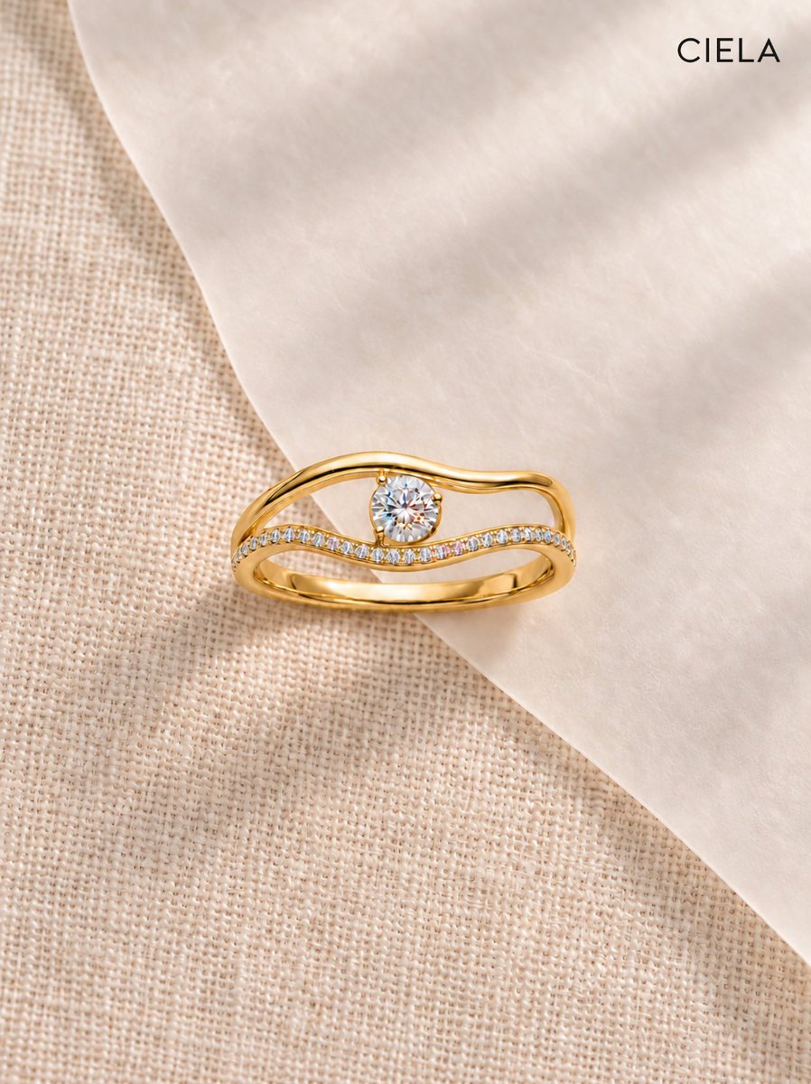 CielaJewellery's tweet photo. Inspired by the movement of water.
The Drift Ring brings flowing 18ct gold lines around a brilliant diamond — soft in movement, precise in form.
Discover CIELA and join our Private List for a £75 welcome voucher.
https://t.co/kOFgFp720k

#OriginalJewelleryDesign #FineJewellery
#CielaJewellery