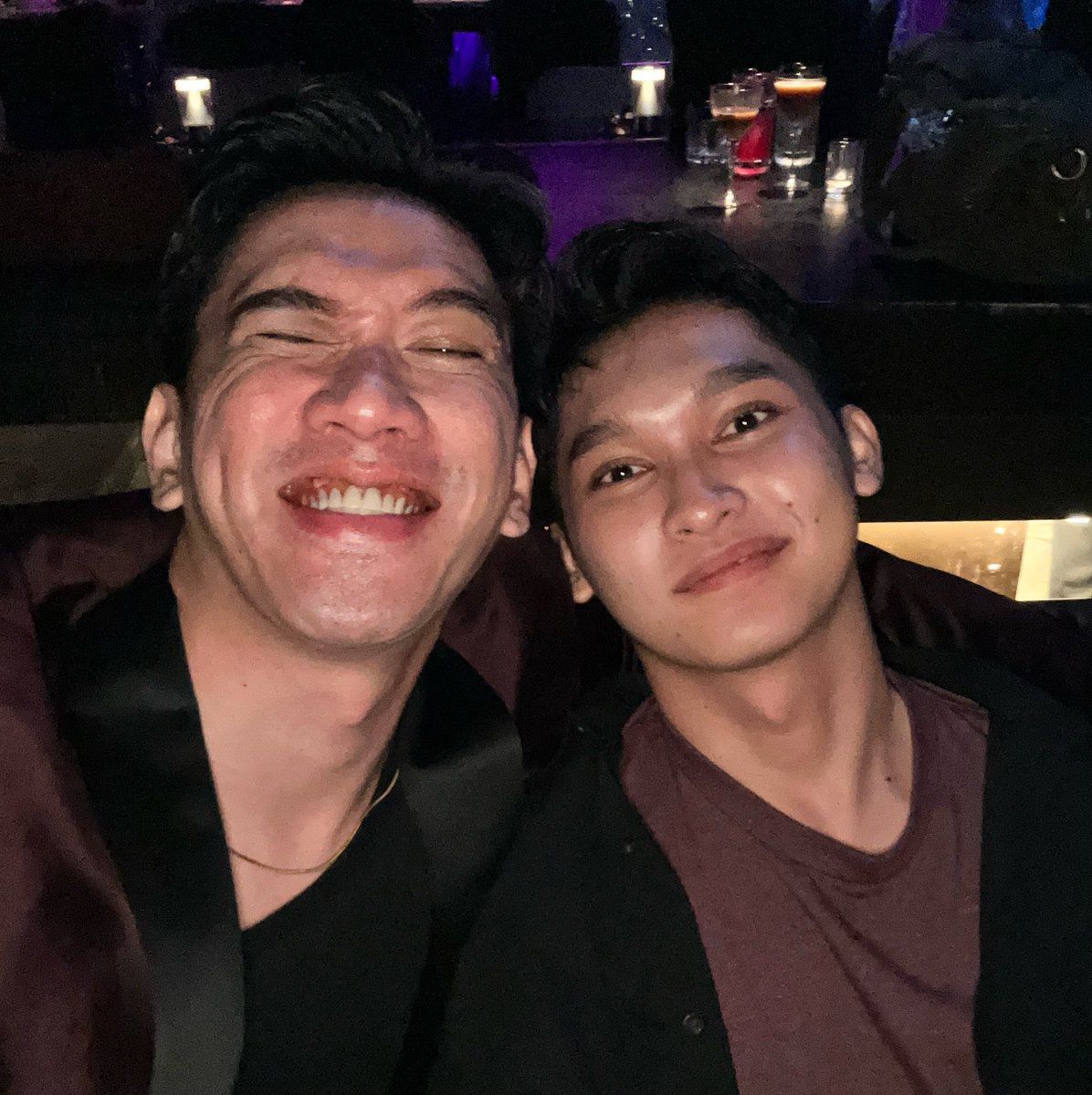 Linggaask's tweet photo. A lil bit how we look tgt (anw we do have yt: Gen Zero) ahahahah https://t.co/2I8Up2Aqqm