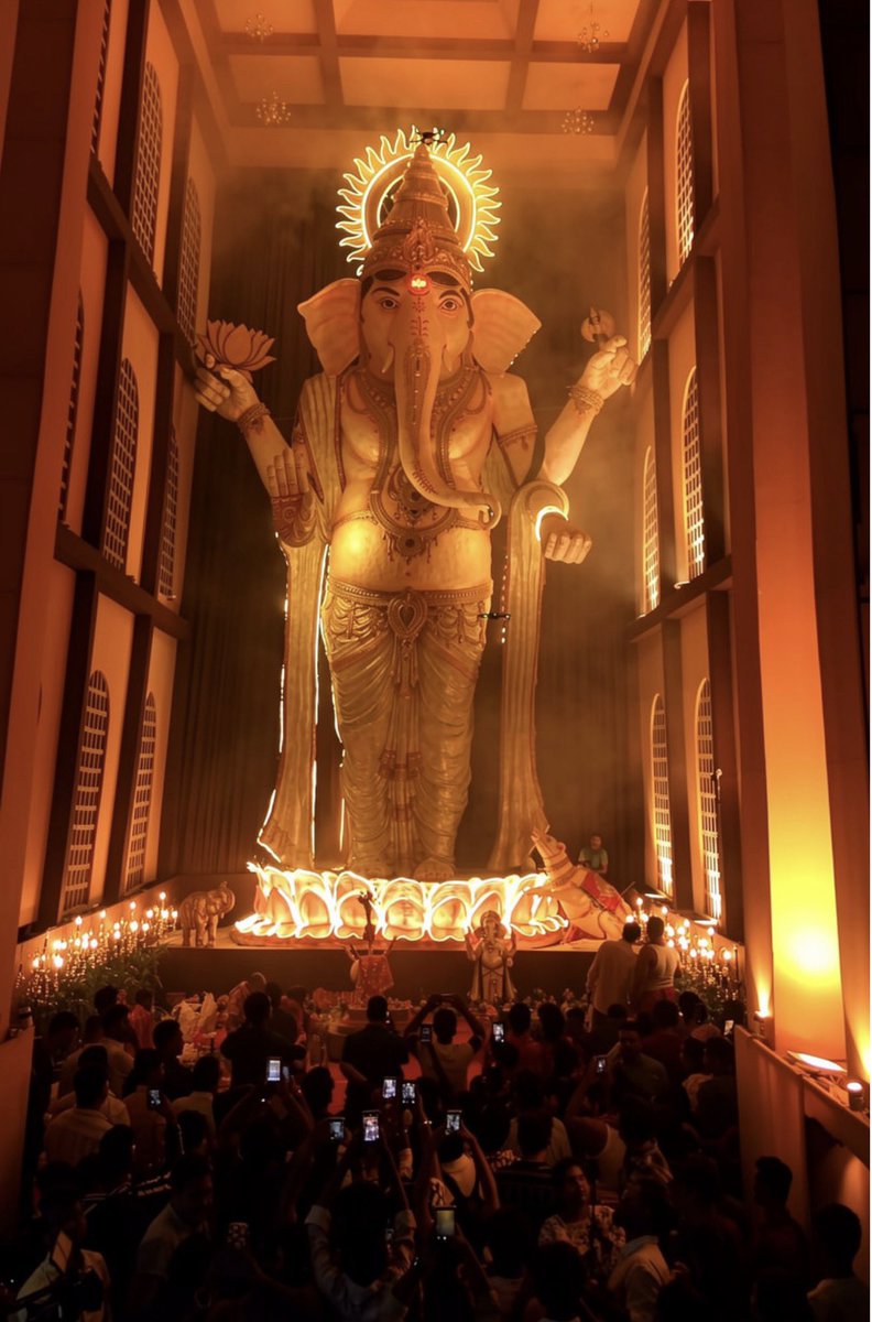 manas_muduli's tweet photo. Four of the biggest Ganesha idols in Bhubaneswar this year 2026.

Pic1 - Nayapalli (~80 feet)
Pic2 - Jagamara (~71 feet)
Pic3 - Badagada (~65 feet)
Pic4 - Saheed Nagar (~65 feet)
#GaneshChatruthi https://t.co/E08Tt3dqde