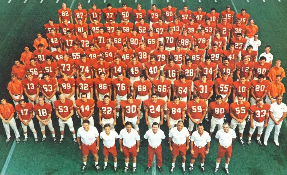 iowahawkblog's tweet photo. Forget the fans in the stands, wait'll he finds out UT did to the team on the field https://t.co/05wzE1OEz3