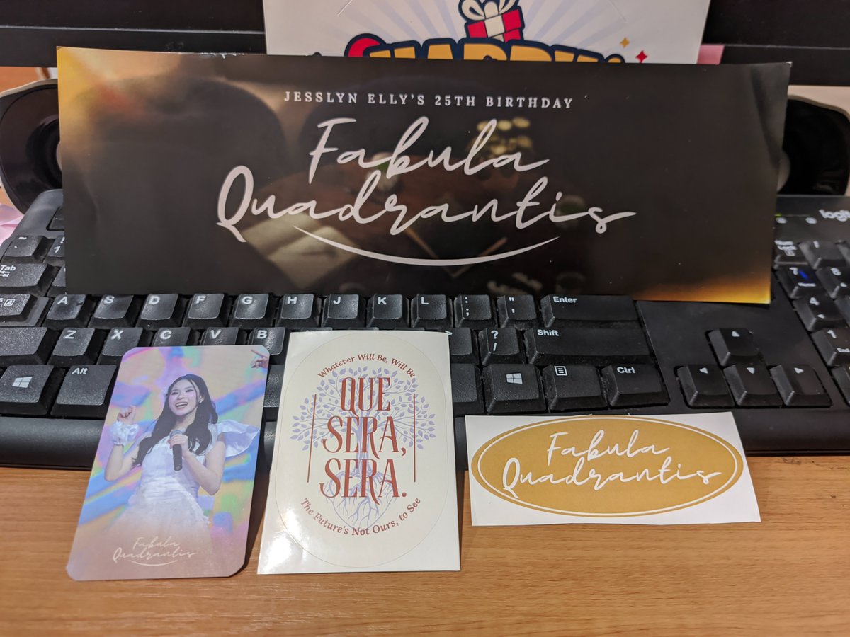 Zhudi_Setiawan's tweet photo. Selamat ulang tahun yang ke 25 @SE_LynJKT48
Wish you all the best cii, sehat & bahagia selalu yaa
Projectnya keren min, sama kayak Jesslyn. Trims juga freebisnya @LynearID
#FabulaQuadrantis
#WhateverWillBe https://t.co/frlVYFROMW