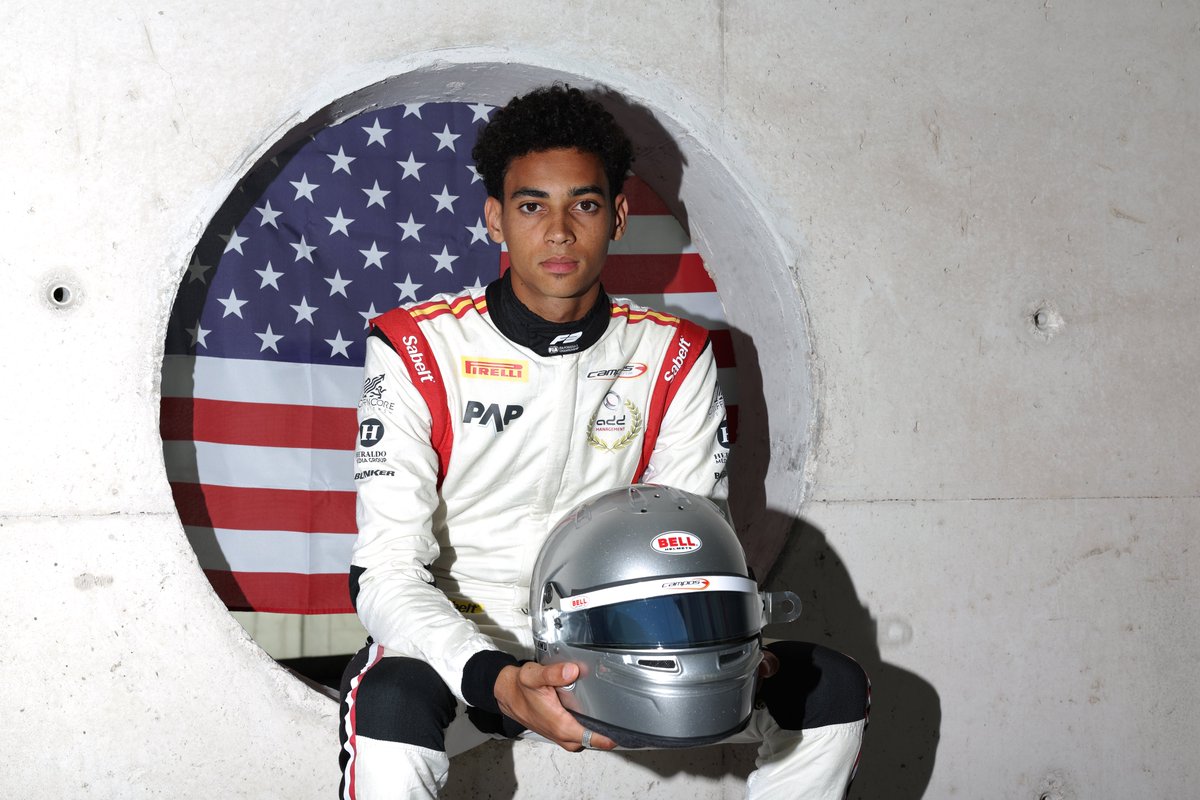 Formula3's tweet photo. And then there was one... 👊

The 2026 Champ, Ugo Ugochukwu! 🏆🇺🇸

#F3 #RoadToF1 https://t.co/Ay9JZKSuQv