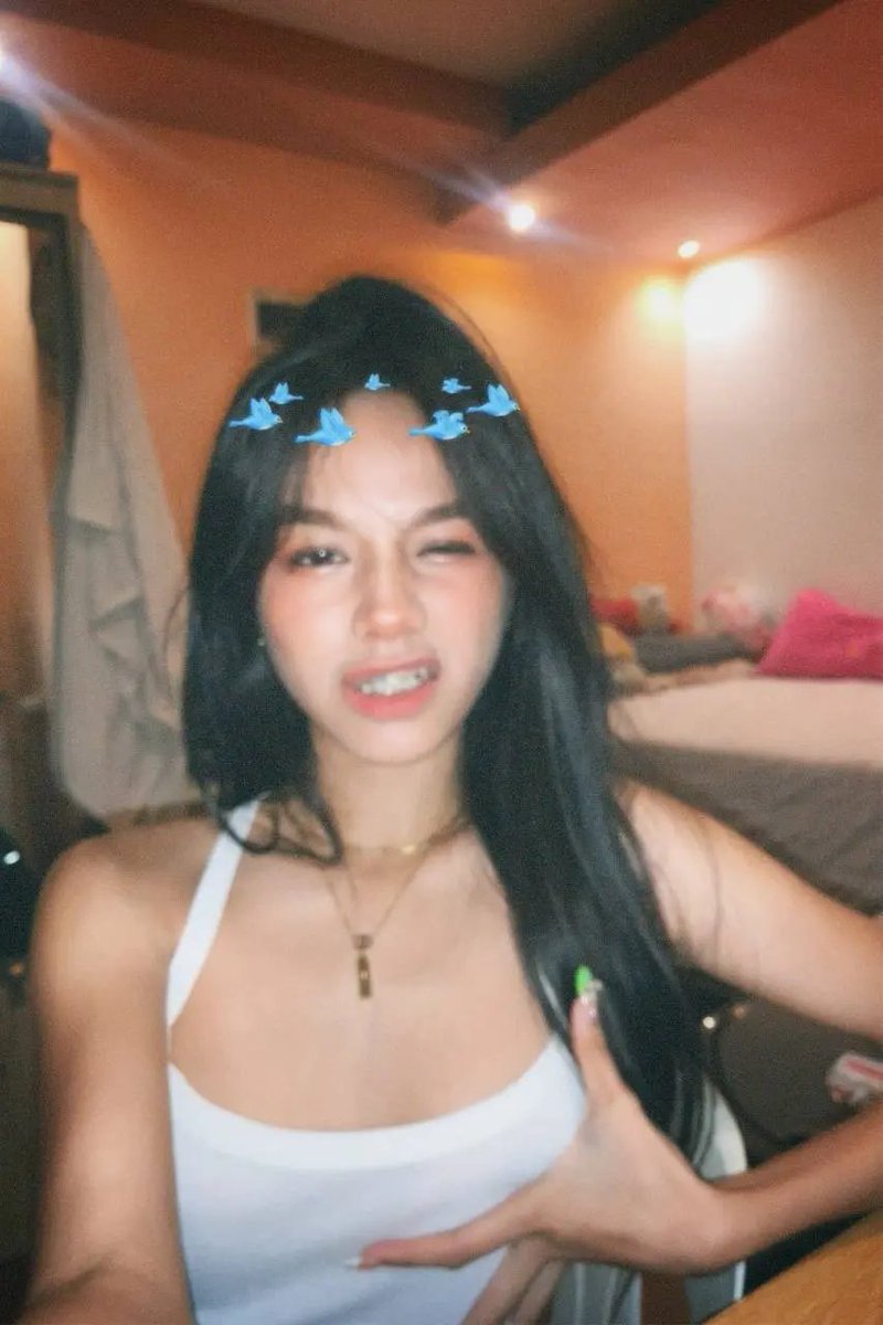 Fillinate's tweet photo. Clara 

https://t.co/mvfOaPMO7P https://t.co/kokVvp2fhM