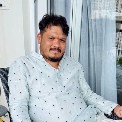 VijaySaathaa's tweet photo. Happy Vinayaka Chavithi🙏 https://t.co/IvilDa5JgH