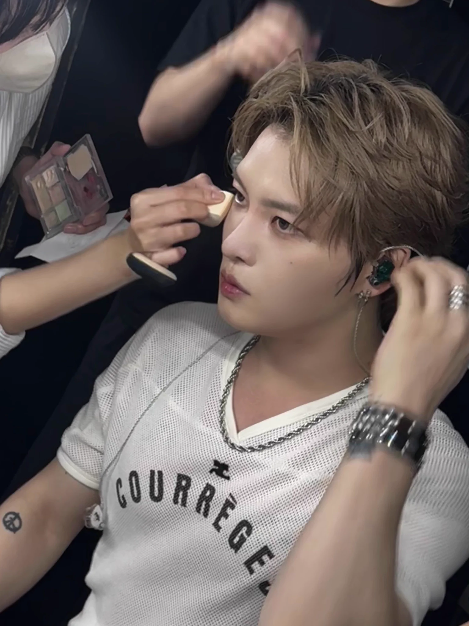 돖. on X: 