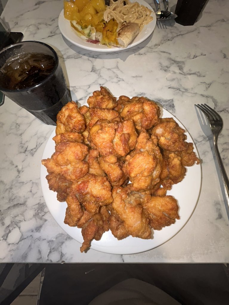 niami050501's tweet photo. 치킨이지랄로담았다가 정신병자냐는소리들음 https://t.co/Yi7SFGqyBJ