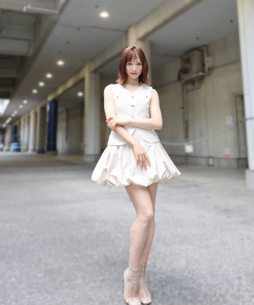 dopucolle's tweet photo. 小栗有以のブーツ姿
袖なしにブーツってなんかいいよね https://t.co/10eMnE2B53