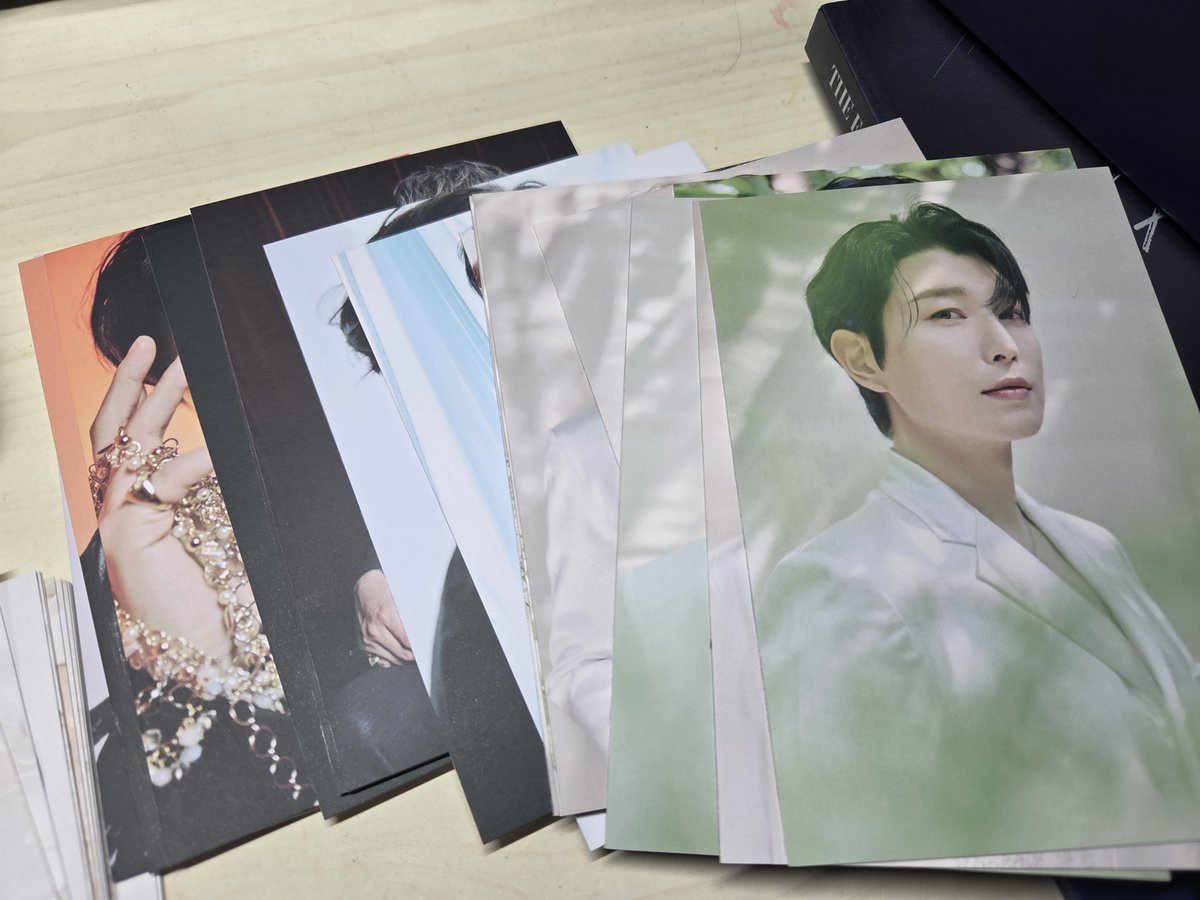 Fore_918's tweet photo. 2022 더비기닝 월드트리 엽서 20set  1.3

곽❌️ 내부엽서⭕️ https://t.co/GHRaYeYI5W