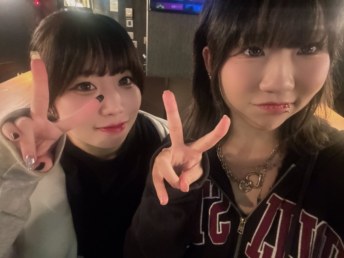 umeda_bar_ms's tweet photo. オープンしました❕
ご来店お待ちしております☆

 #大阪ガルバ
 #梅田ガールズバー
 #梅田ガルバ
 #お初天神ガルバ
 #お初天神ガールズバー
 #お初天神商店街
 #東梅田ガルバ
 #北新地ガルバ
 #東梅田ガールズバー
 #梅田東通りガルバ
 #昼営業
 #優良店 https://t.co/PaVOsDaIR0