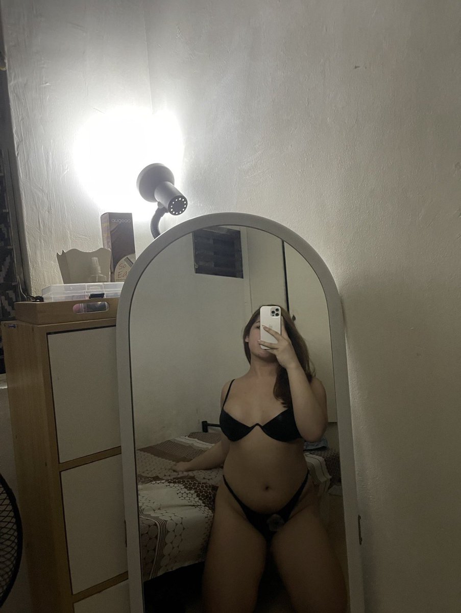 Houstonbadsz's tweet photo. Anyone down to meet up for FaceTime rn?😍
#houstonmeets #htx #houstonfreaks #nsfwtwtًً #houstonmeetups #houston 
#texasfreaksWelcome https://t.co/9eW6W4iB6D