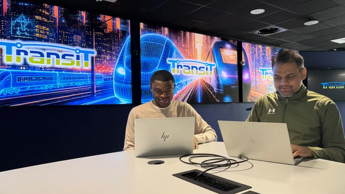 TransiT research students Yakubu Isah (left) and Mustafeez Khanzada in the research hub’s Transport Intelligence Lab.