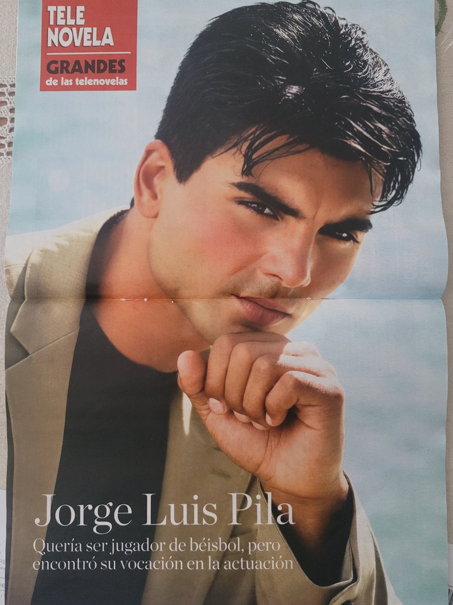 Juan_andres87's tweet photo. Mil gracias @Pilar_Manzr por rescatar estas joyitas ❤️
Momentazo épico #larevancha con @DannaGarcia
Mejores novelas #lamujerenelespejo todo un clásico 💕
Póster de @jorgeluispila como lisandro en #secretodeamor
😍 Resumen exclusivo #vivoporelena @tlnovelastv #victoriaruffo https://t.co/CBuABypMrg