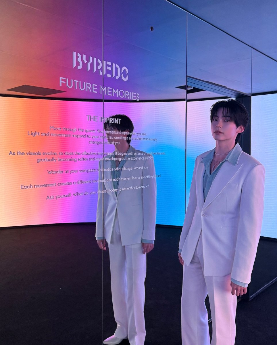 mypluffycloud's tweet photo. 260914 성한빈 인스타그램 #성한빈 

BYREDO🤍 https://t.co/FyxsBtesho