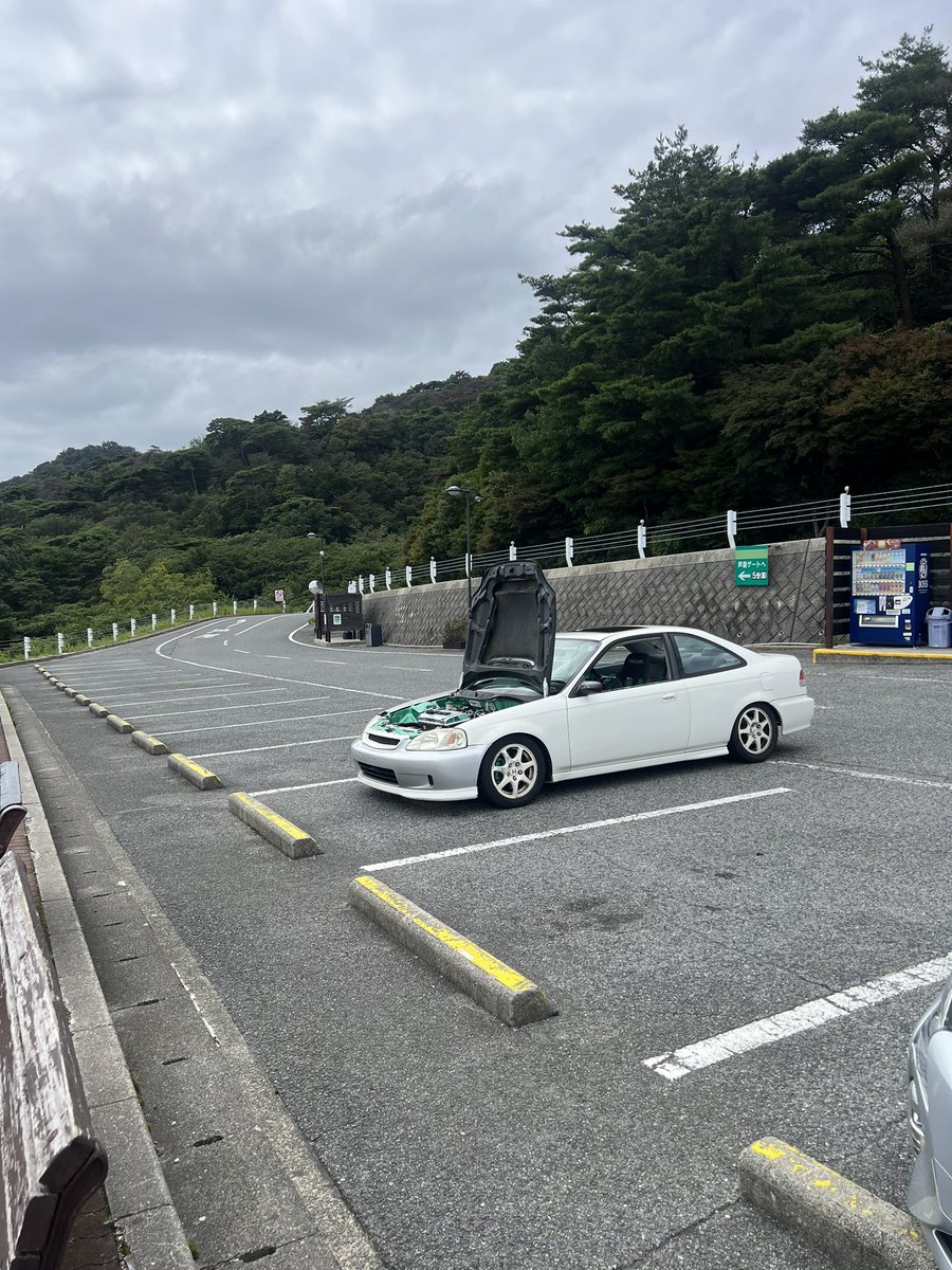 Park_Classics's tweet photo. 三田へお見舞い行くのに芦有ぶっとばしたらマフラー爆発した
そのまたお見舞い終わりにマフラー修理に川西へ
溶接できる友達のしごおわまで時間あるから峠道流してダムと三ツ矢サイダー発祥の地に寄り道

ロードトリップが1番好き🥰 https://t.co/pJmHRFj16G