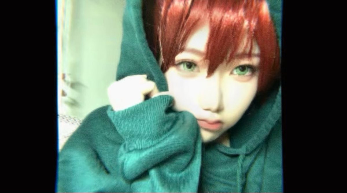 ___s__11_'s tweet photo. ねえ、何見てるの。俺がここにいるのに。 https://t.co/vuggLtOtXz