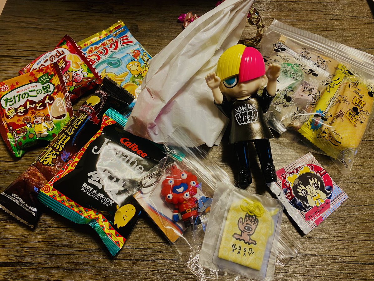 JUNgessekai's tweet photo. マッシモ！WEGB最高の3DAYSでした✨
ぐぶぬまどものオフ会＂東京バイボー＂も大盛況でホッとしました✨
そして、ギリギリ参戦できたギャランドゥ対決！
参戦できただけで満足！
皆さんのお土産もありがとうございました♪
また、何処かでお会いしましょう✨

#GRAPEBRAIN 
#WEGB https://t.co/J8X0j8YgKE