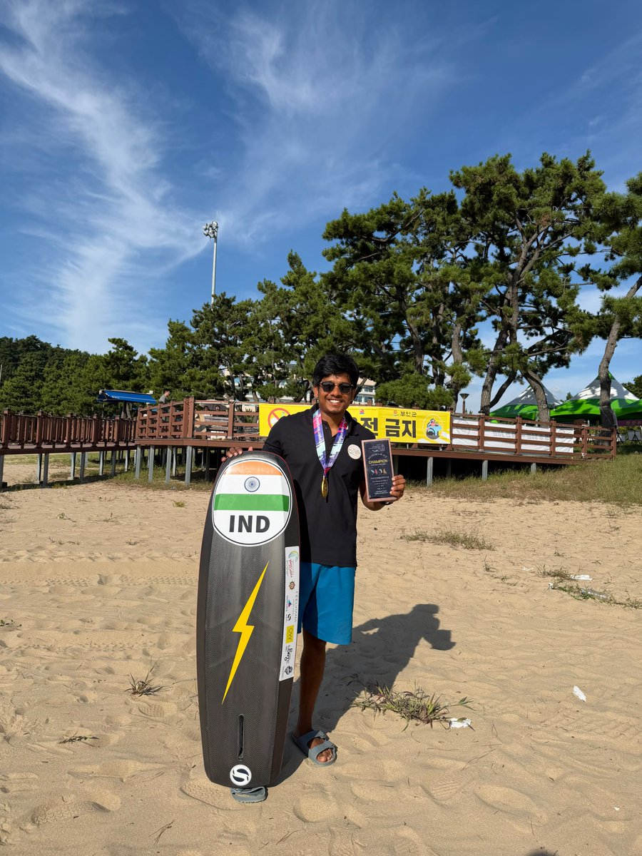 YAIUpdates's tweet photo. Indian sailor Chitresh T secured 1st place and won Gold ๐ฅ in the Formula Kite category at the 11th Saemangeum Byeonsan International Beach Game 2026, held in South Korea from 9thโ13th September 2026.
#YAI #Sailing https://t.co/lNYc6c3u9F