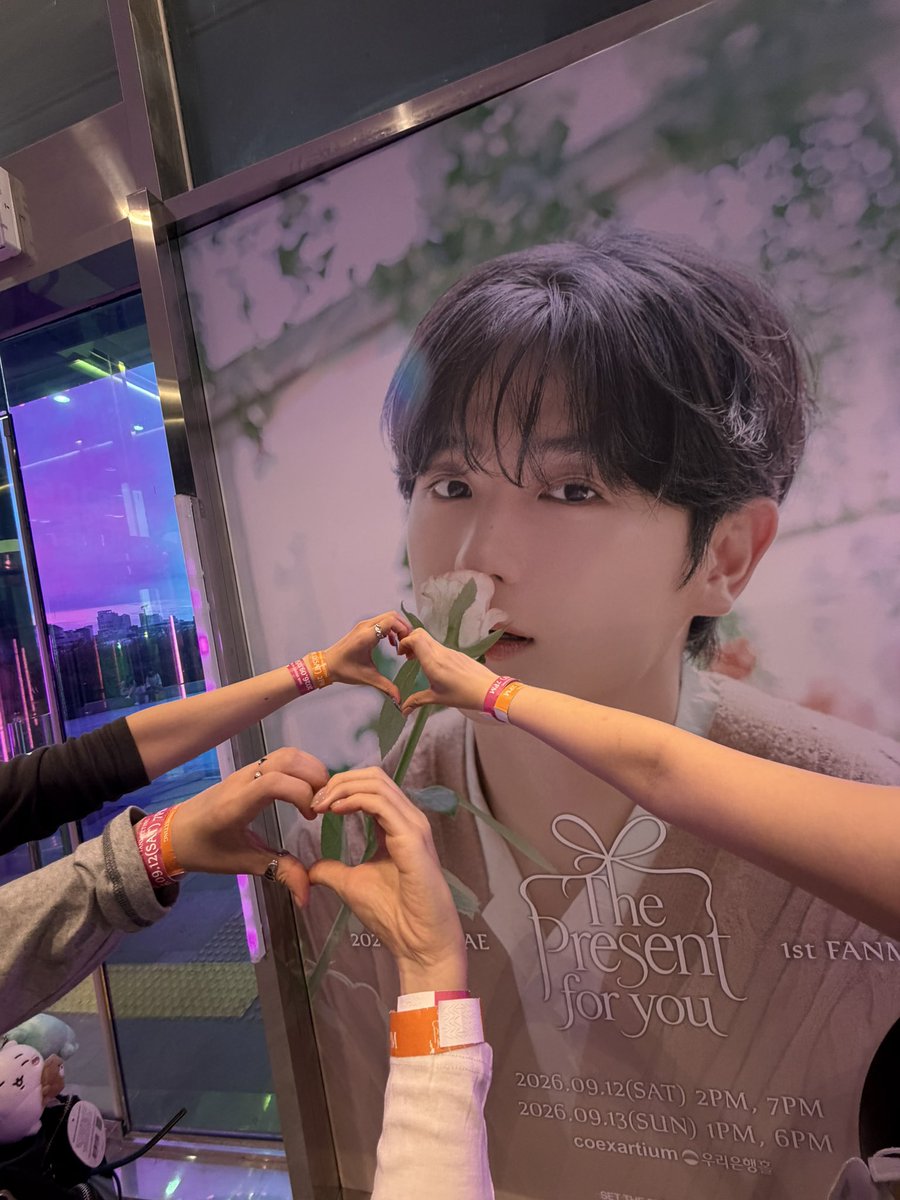 bbhampome's tweet photo. 나는 아직 널 제일 하트하는 듯... https://t.co/4Is14o6959