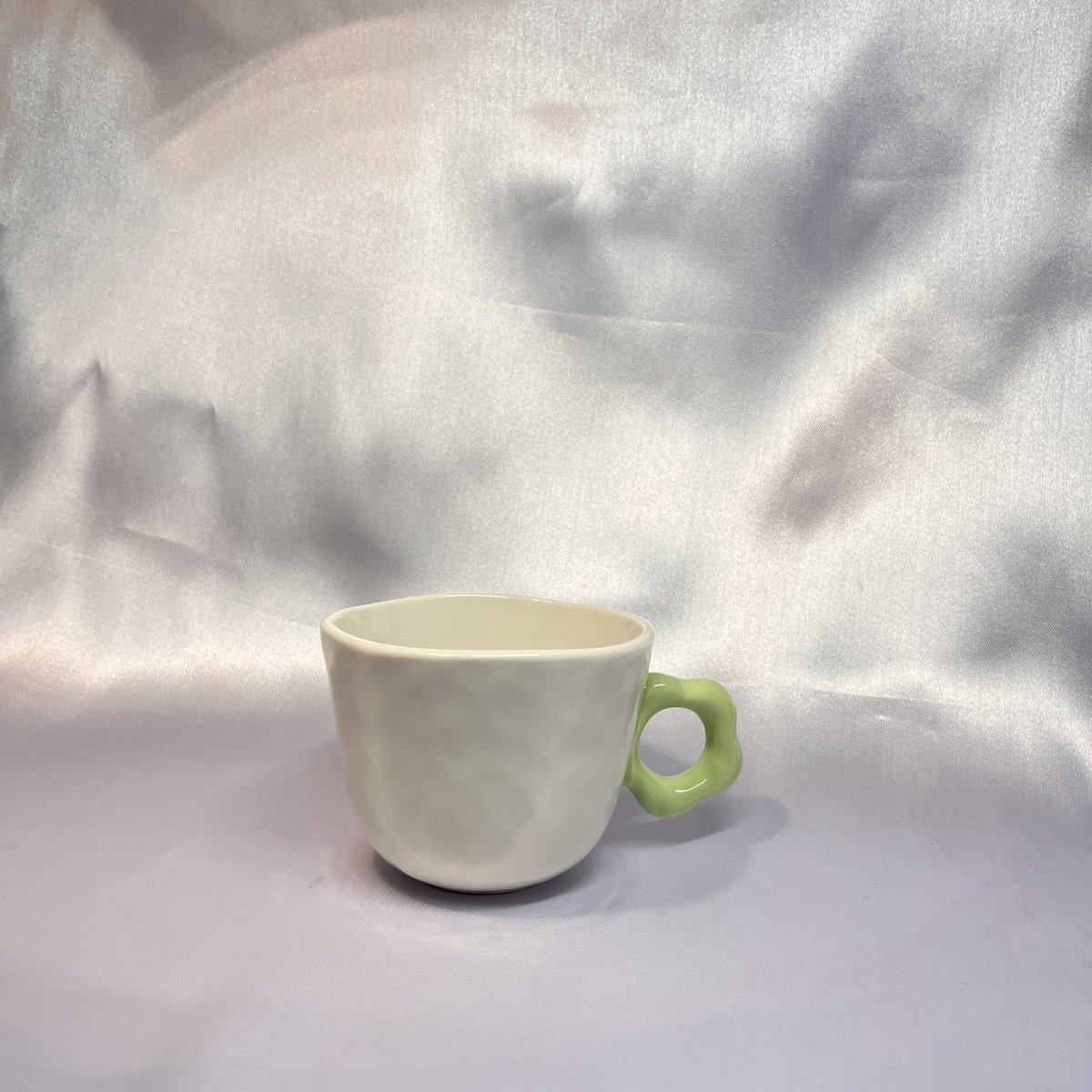 cocofindssssss's tweet photo. wts lfb cute mugs #cocoavails

💰 ₱ 120
📎 CODE: CFM2
📦 ONHAND
⚠️ 1 PC ONLY 
💌 DM to Order https://t.co/T2Rfe2U2zz