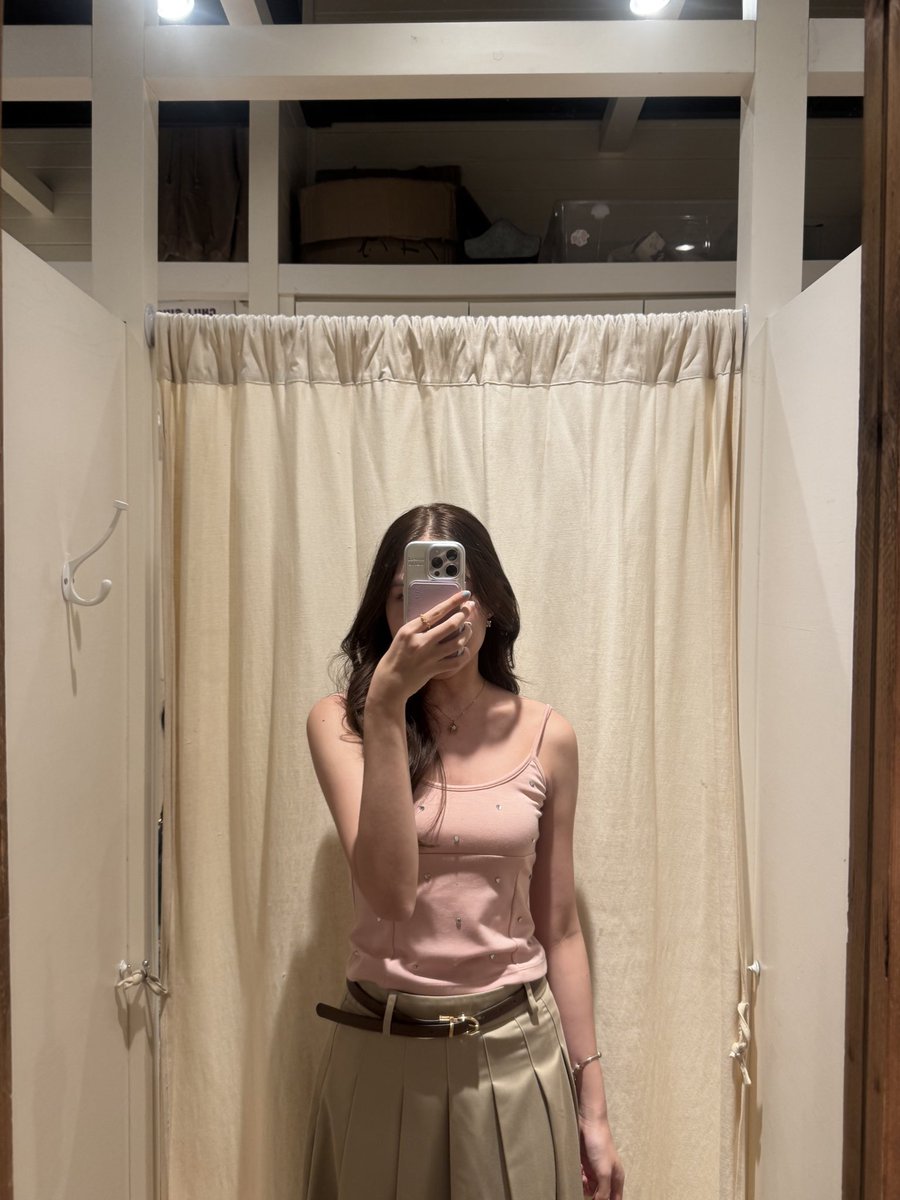 used_by_jinnie's tweet photo. ส่งต่อเสื้อกล้ามหัวใจเพชร crush tank top แบรนด์ duex studio สีชมพู🩷🎀🧞‍♀️

สภาพ: 80% ใส่ 3-4 ครั้ง
ขนาด: SM อก 31“-34”
ราคา: 190 รวมส่ง (จาก 490)

#duexstudioส่งต่อ #duexstudio #เสื้อผ้ามือสอง #ส่งต่อเสื้อผ้า #โล้ะตู้ https://t.co/9b3Q0nO975