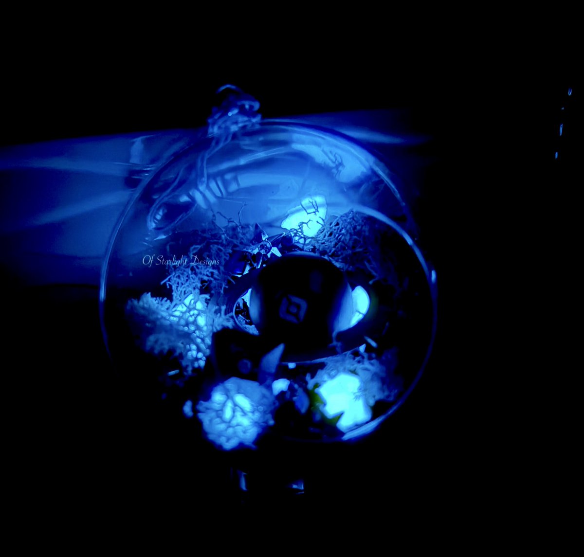 OSDesignShop's tweet photo. Starside 🌌

The shimmer on the ghosts, doesn’t show as much in the photos. The glow in the dark does though. 

#destinyart #destiny2art https://t.co/2C5GO84RDX