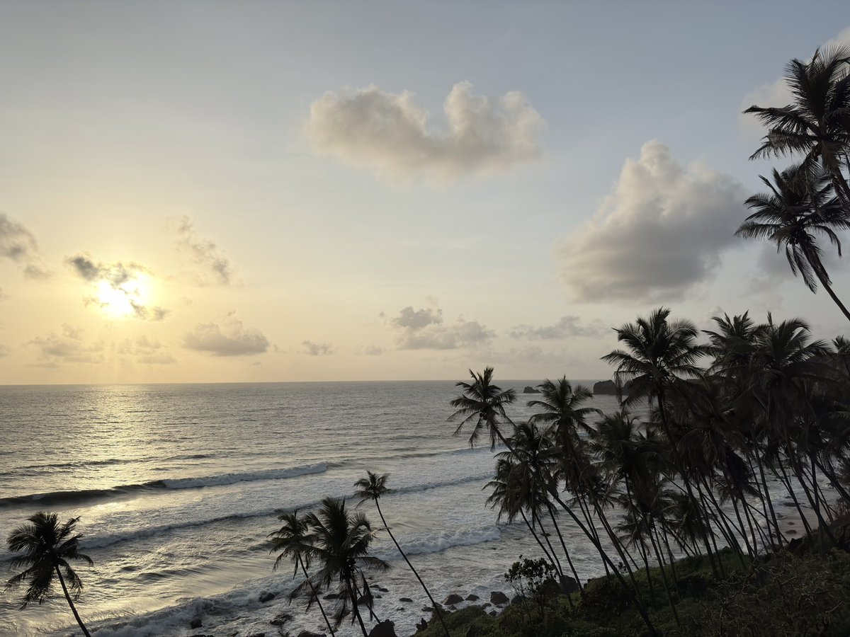 jeejnesh's tweet photo. Gokarna and Goa https://t.co/eK7Hq6CXPb