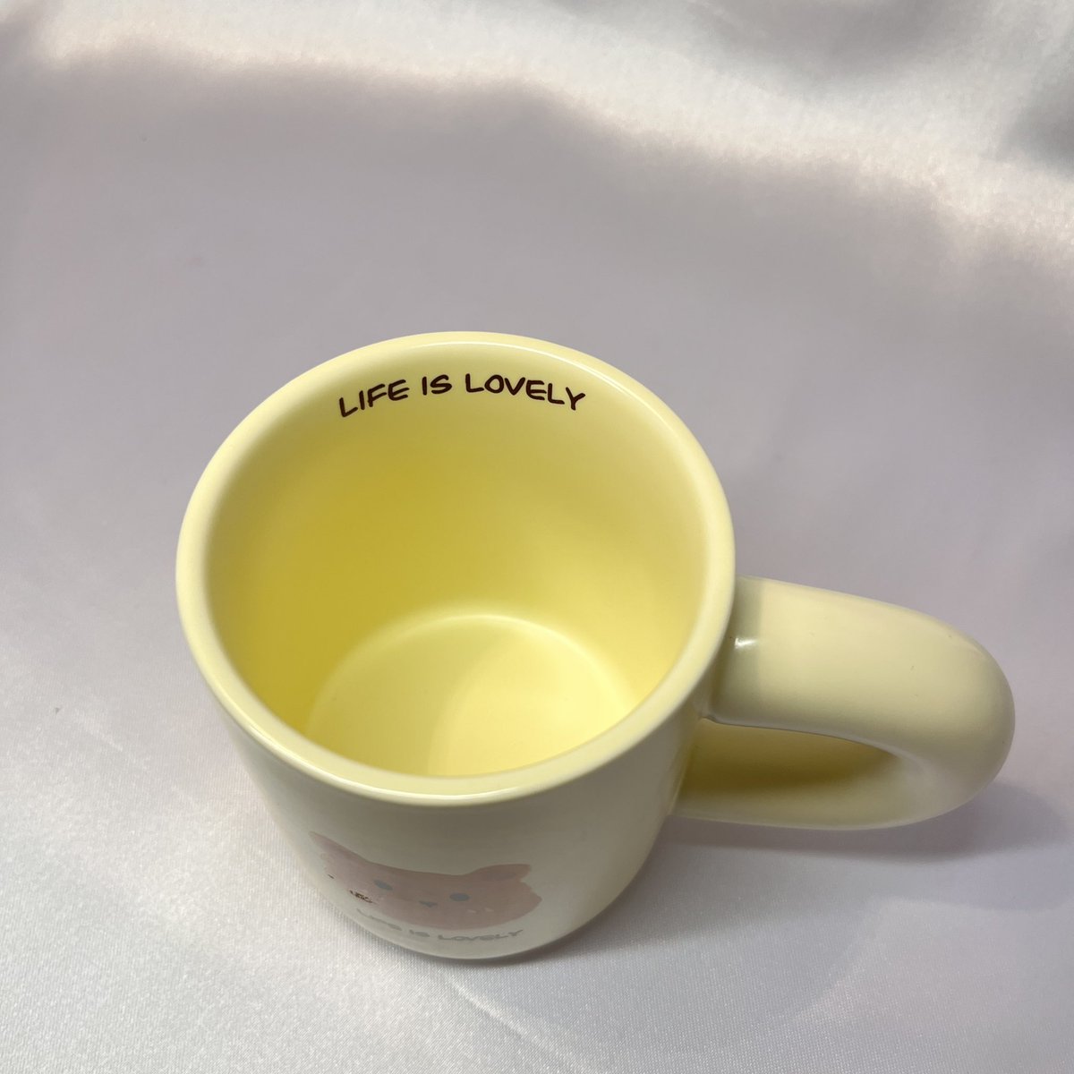 cocofindssssss's tweet photo. wts lfb ph cute mugs #cocoavails

💰 ₱ 150
📎 CODE: CFM4
📦 ONHAND
⚠️ 1 PC ONLY 
💌 DM to Order https://t.co/KBc3tQtWPH