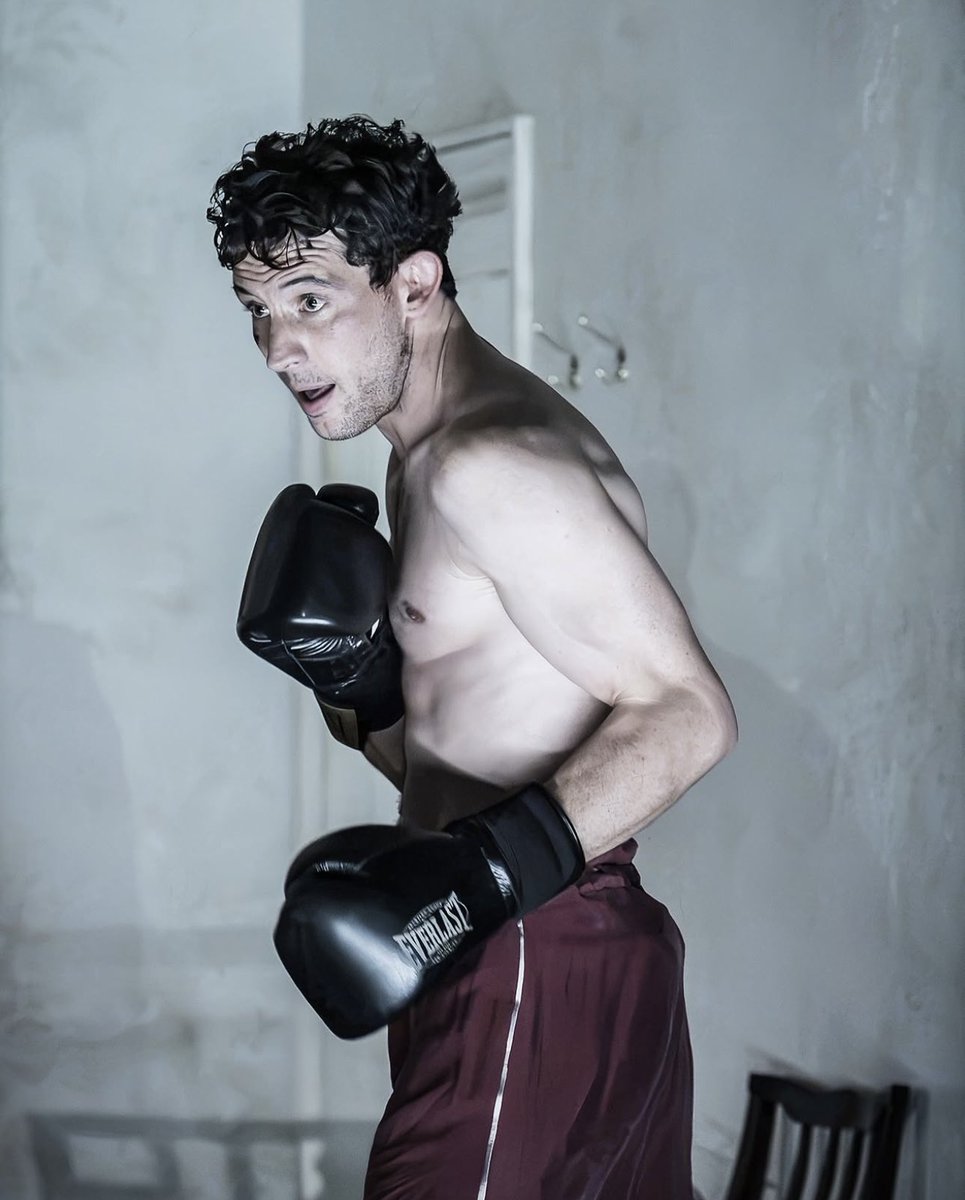 JoshAlison_'s tweet photo. Official photos of Josh O’Connor as Joe Bonaparte in Golden Boy. The play officially opens tomorrow at the Almeida Theatre in London (📸: marcsbrenner) https://t.co/lURpgNfqyC