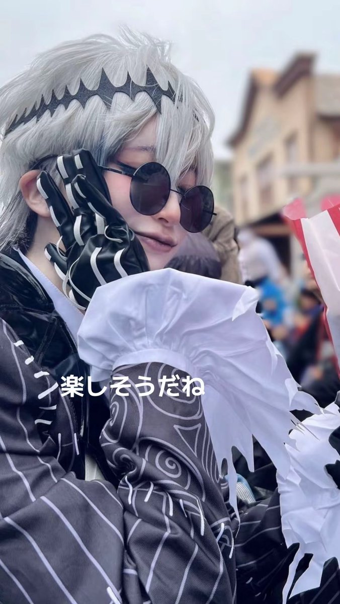 gon_6089's tweet photo. これは去年TikTokに載せてた監督生のストーリー風コスプレ写真 https://t.co/0uMFQIL3VF