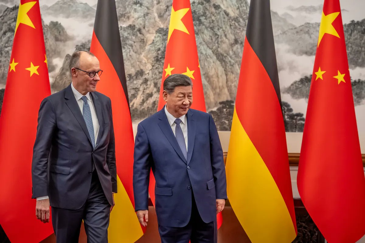 ZSchneeweiss's tweet photo. Germany to lobby the EU on a new China policy, may seek more tariffs https://t.co/AEjybNogI1 via @KowalczeKamil https://t.co/iVOLNXwinX