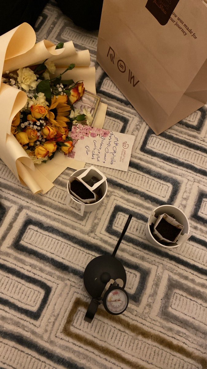 i11mn13's tweet photo. اما عن محببتك ملت عليييييي دنييياي وكفت ووفت لقيتك اول الناس لافراحي عسى يبلغني افراحك❣️ https://t.co/vWaWUOBdiL