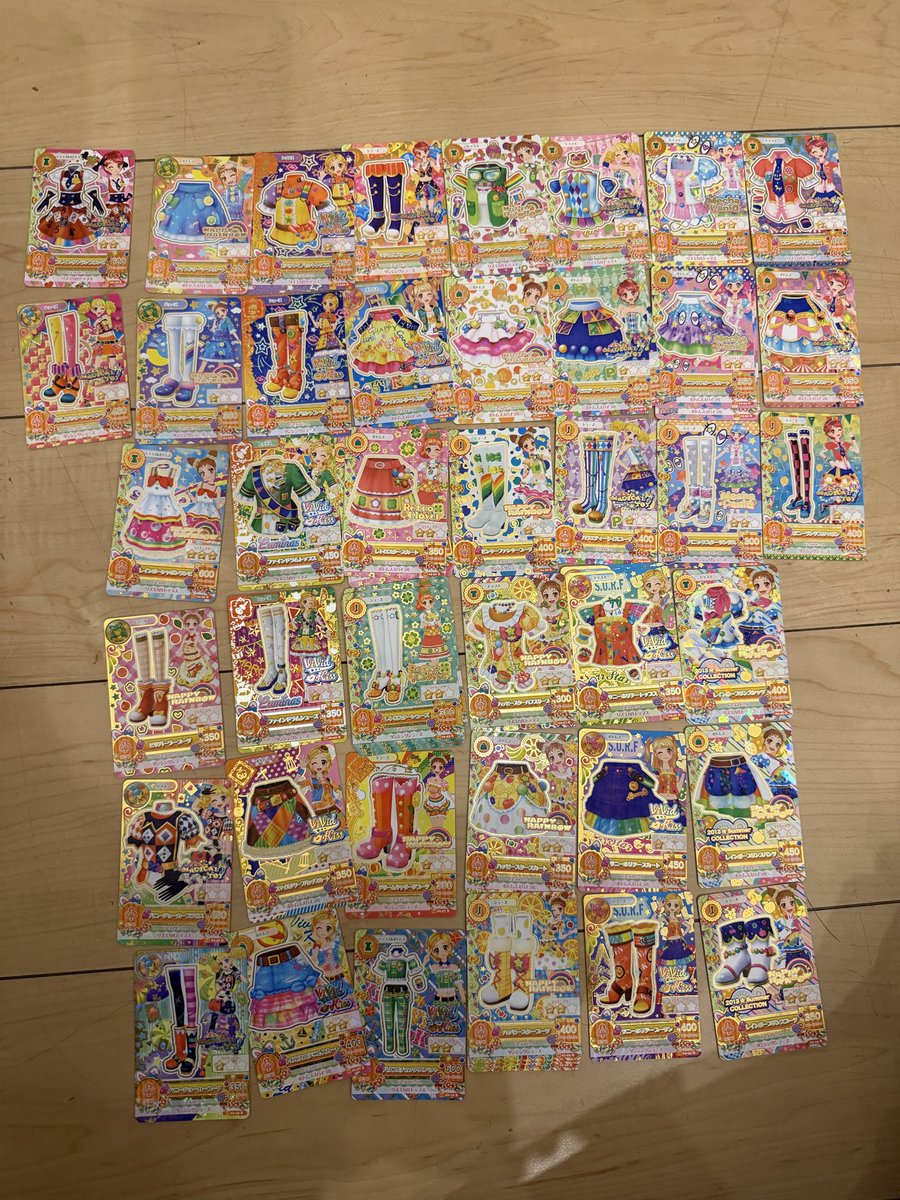 ___sby_'s tweet photo. アイカツカード 譲渡

譲：画像(Nはご希望のキャラを教えてくださればカード探します)

求：N 30円(フルコーデ150円)、R 100円(フルコーデ500円)、CR・PR(ご希望の金額提示お願いします)／枚

郵送希望📮
支払い方法PayPay又はメルカリ(手数料別途で頂きます) https://t.co/DRkbVXuaFU