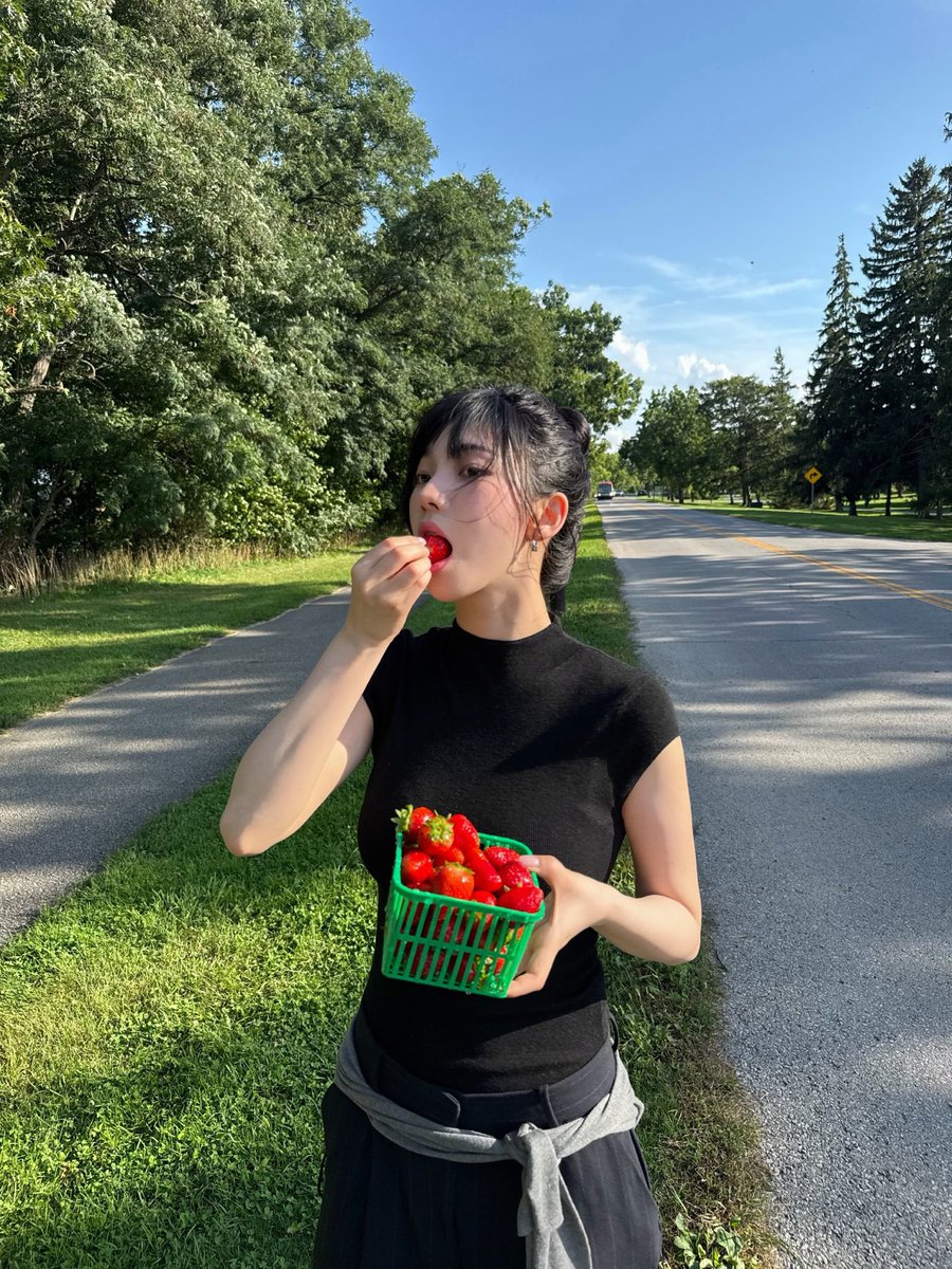 karinaraespa's tweet photo. #Fruitposting https://t.co/j6IYQORYzn