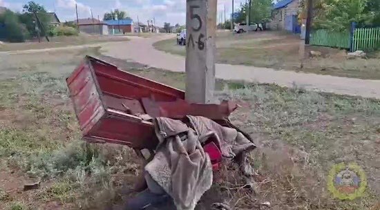 BalisaBobo's tweet photo. @BorgFella420 @RBabalajka13828 @Home_MultFace пов никто:
абсолютно никто:
я когда мне продали просроченную деревянную писюльку вся в трещинах и какой-то вонючей лозе: https://t.co/vuQE20EHLc