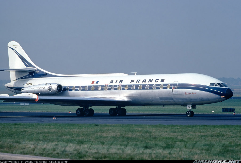 n194at's tweet photo. Air France
Sud SE-210 Caravelle III
Reg: F-BHRB
DUS/EDDL Flughafen Düsseldorf
Date: 1975
Photo credit Wolfgang Mendorf
#AvGeek #Airline #Aviation #AvGeeks #Caravelle #DUS #Düsseldorf @dusairport #AirFrance @airfrance 🇫🇷 https://t.co/T5lim0Am5P