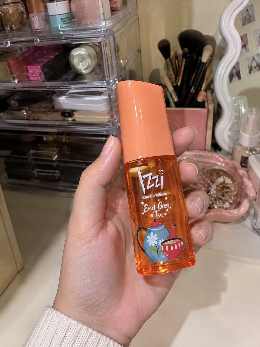 ferayakyaa's tweet photo. 27y.o. memulai kembali ke jaman skulll dengan pake parfume pada jamannya

wangiii, segerr 💖

https://t.co/nrKBm5JLq1 https://t.co/XdJBHZuGqD