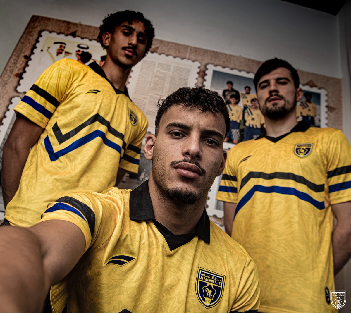 AltaawounFC's tweet photo. من أثر الأوّلين امتدادنا 🎞️
وبطلاء الماضي نبدأ فصلنا الخامس في آسيا 🫶💛

#نحن_الذئاب | #التعاون_في_آسيا 🌏 https://t.co/3JnrZPRZ4Q