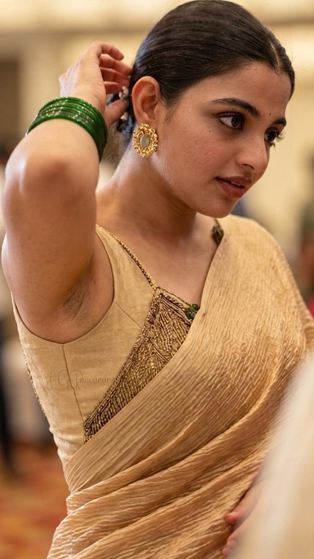 venda_mone's tweet photo. നിഖിലേച്ച�� 🛐🥵

#NikhilaVimal https://t.co/P1EEtAG3NM
