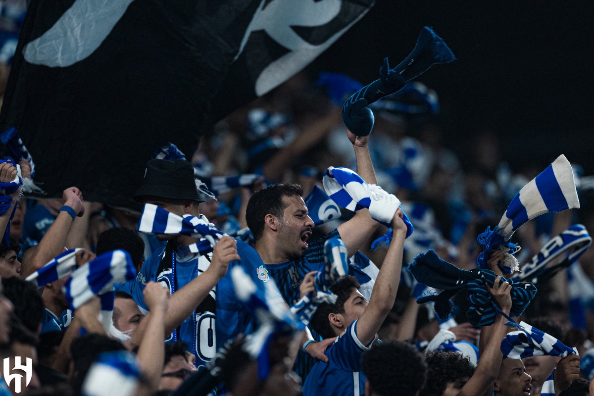 fans_of_alhilal's tweet photo. بكرة بداية مشوار جديد للهلال في آسيا، حضوركم وتفاعلكم مهمين جدًا ويصنعون الفارق 💪

مجهّزين تيفو وبنر، وما راح يكتمل بدون حضوركم المبكّر بالأزرق والشال 💙

همّتكم يا زعماء نبي الملعب فل 💙🫡

🎟️: https://t.co/jIeBh8lMKl https://t.co/YBhjIDxYaE