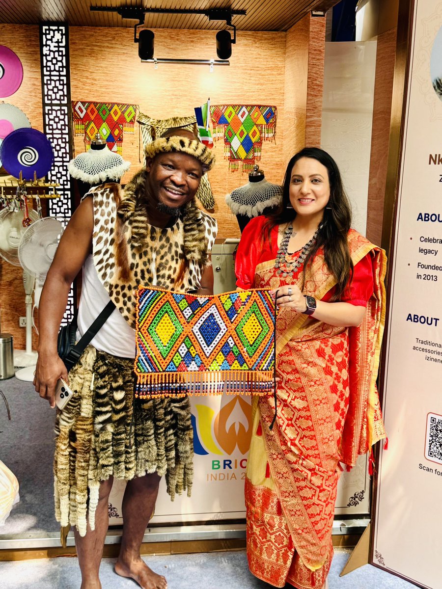 sonalgoelias's tweet photo. Inspiring Moments 🧡
#BRICSBazar 🌎
#BRICSindia 🇮🇳 https://t.co/xR1dsd3z94
