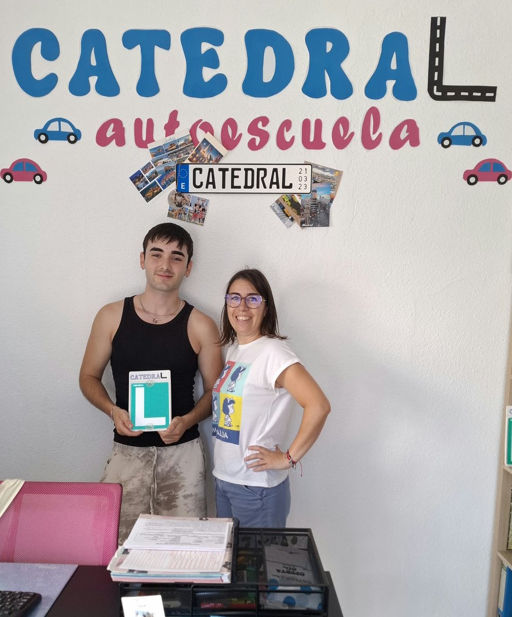 CatedralAuto's tweet photo. Los lunes son menos lunes cuando te traes el aprobado del examen prรกctico de conducir...o no Mauricio?
Felicidades por haberlo conseguido, y muchas gracias por hacerlo con ๐พ๐๐ฉ๐๐๐ง๐๐!!
No lo dudes, #somostuautoescuela
#sevilla #Autoescuela #DGT #formacionvial https://t.co/qorpJQUPl4