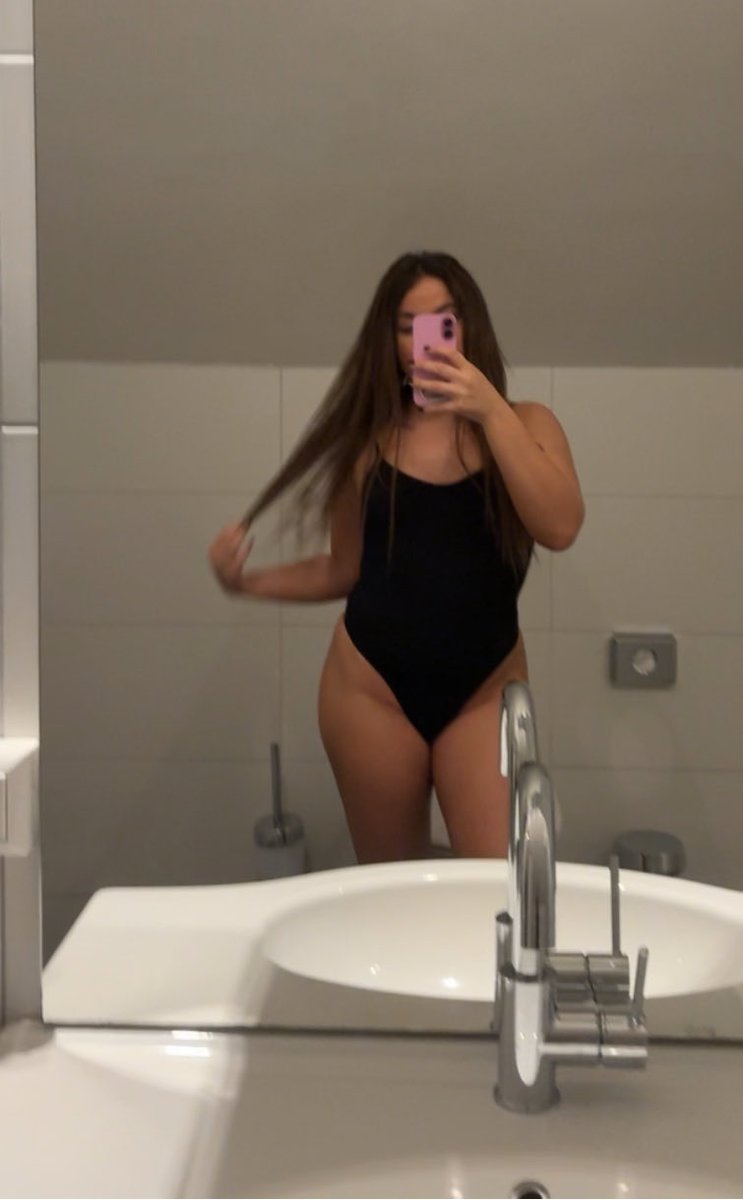 zinaparelx's tweet photo. Oeffff ik wil 2bbc tegelijk in me kutjeeee 🥲🥲🥲 #bbc #teen #porn https://t.co/Pzd7oIg8uW