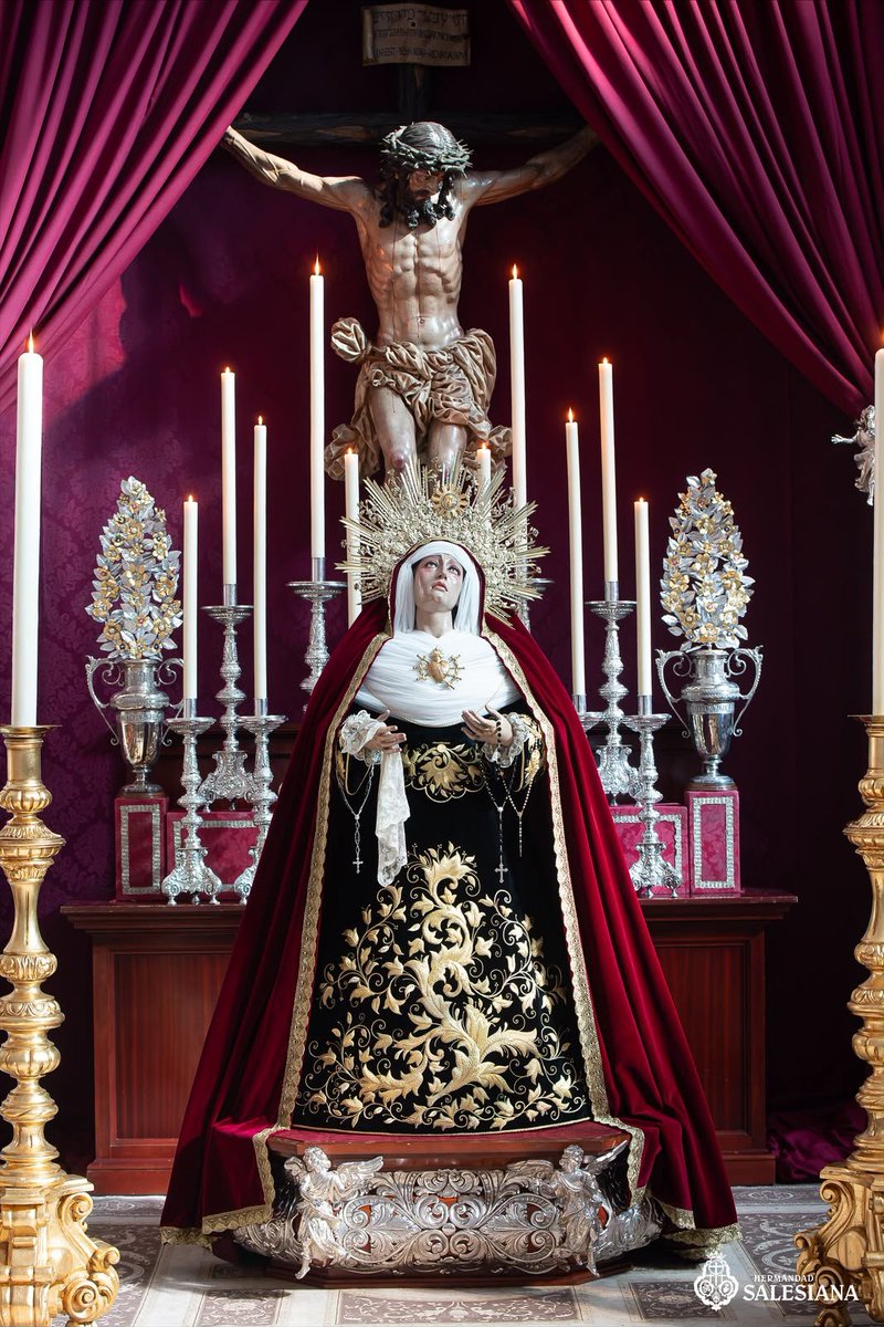 HdadSalesiana's tweet photo. ⚜️ 𝐅𝐄𝐒𝐓𝐈𝐕𝐈𝐃𝐀𝐃 𝐃𝐄 𝐋𝐎𝐒 𝐃𝐎𝐋𝐎𝐑𝐄𝐒 𝐆𝐋𝐎𝐑𝐈𝐎𝐒𝐎𝐒

María Santísima del Auxilio ya se encuentra presidiendo el altar efímero dispuesto para la Festividad de los Dolores Gloriosos.

𝐕𝐄𝐍𝐄𝐑𝐀𝐂𝐈𝐎́𝐍

Los días 14 y 15 de septiembre en el siguiente horario.

- Mañanas: 8:30h a 12:00h.
- Tardes: 18:00h a 19:30h.

𝐄𝐔𝐂𝐀𝐑𝐈𝐒𝐓𝐈́𝐀

Martes 15 de septiembre a las 19:30 en el Santuario de María Auxiliadora.

📷 @j16photos

#CofradíasMLG
#EstaEsTuCasa