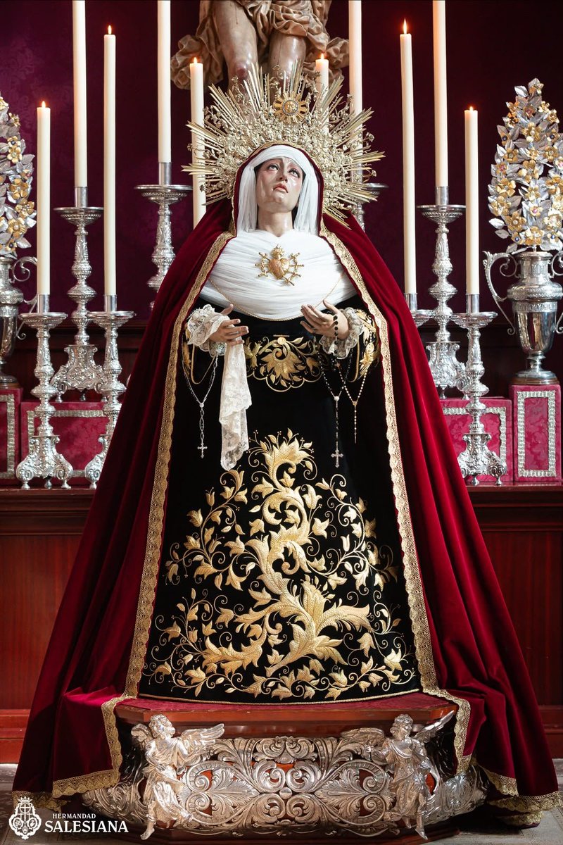 HdadSalesiana's tweet photo. ⚜️ 𝐅𝐄𝐒𝐓𝐈𝐕𝐈𝐃𝐀𝐃 𝐃𝐄 𝐋𝐎𝐒 𝐃𝐎𝐋𝐎𝐑𝐄𝐒 𝐆𝐋𝐎𝐑𝐈𝐎𝐒𝐎𝐒

María Santísima del Auxilio ya se encuentra presidiendo el altar efímero dispuesto para la Festividad de los Dolores Gloriosos.

𝐕𝐄𝐍𝐄𝐑𝐀𝐂𝐈𝐎́𝐍

Los días 14 y 15 de septiembre en el siguiente horario.

- Mañanas: 8:30h a 12:00h.
- Tardes: 18:00h a 19:30h.

𝐄𝐔𝐂𝐀𝐑𝐈𝐒𝐓𝐈́𝐀

Martes 15 de septiembre a las 19:30 en el Santuario de María Auxiliadora.

📷 @j16photos

#CofradíasMLG
#EstaEsTuCasa