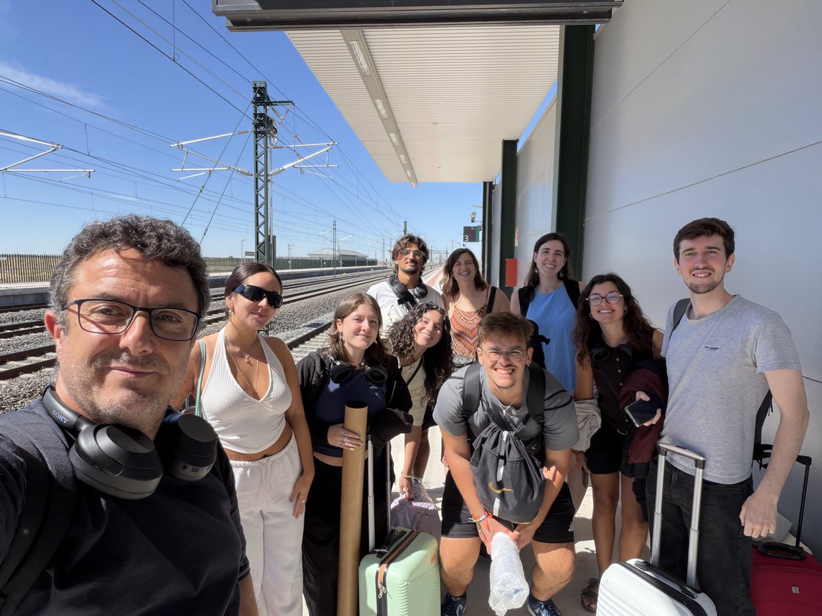 mcollado_CIMUS's tweet photo. In our way to @YicsaC plus @SENESCEL meetings (two in a row) in Salamanca https://t.co/JTa94is4Je