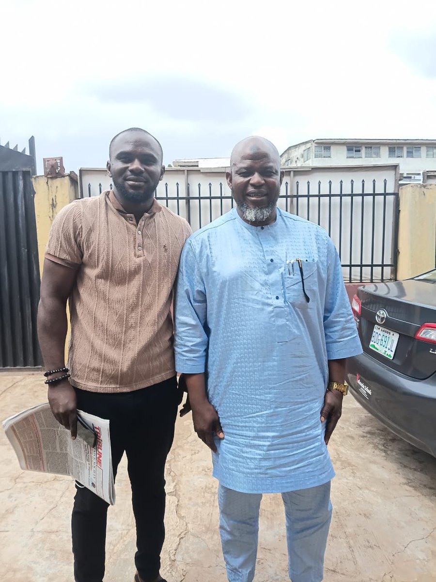 stuntcreations's tweet photo. I met one of the great political heavy weight in Oyo state 😊😃...LP GUBERNATORIAL CANDIDATE 2023...
@mrlurvy https://t.co/doehCMfQiD