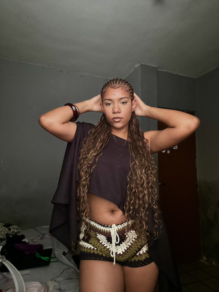 4le3___'s tweet photo. ￼💅🏾 https://t.co/eH9SRiPSYH