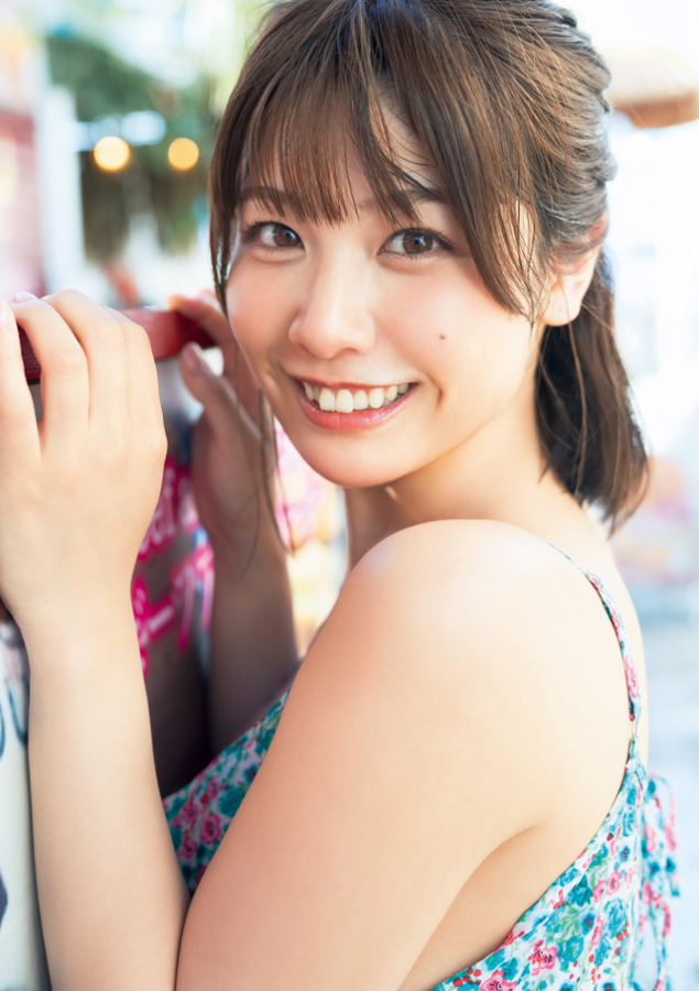 nightnego's tweet photo. ＊必見《デジタル写真集》＊

るるたん が本格グラビアデビュー！と言われてから早一年。
とんでもなくお稼ぎになる“大物”になってしまいましたね。

モデル： るるたん  
タイトル：『 R-25 』

試し読み[PR]はこちらから👇
https://t.co/P26W6LCQLV https://t.co/ENIGDKcmO6